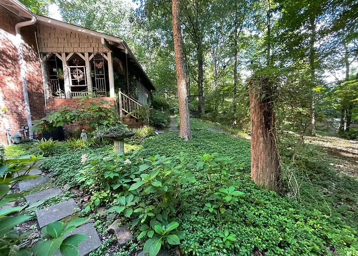 Mary'S Place - Studio Surrounded By Nature But Close To High Point