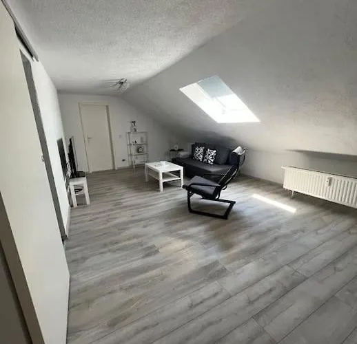 Moderne Gemuetliche 2-Zimmer Wohnung Stuttgart Bad-Cannstatt