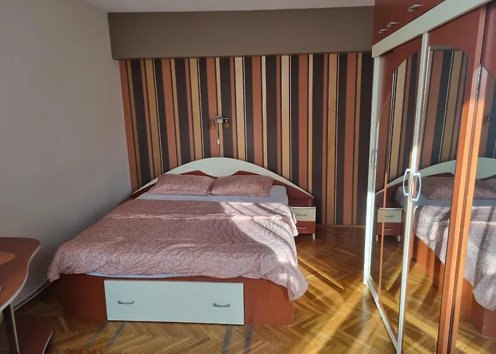 Nice & Relaxing Central Apartment