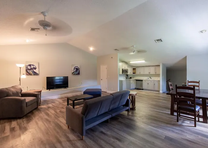 Lake Side Loft Appt