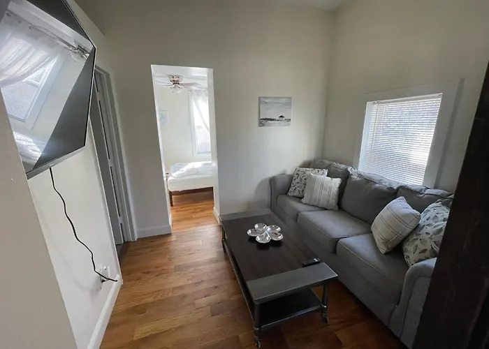 Quiet, Gated Oasis Near Downtown Lexington
