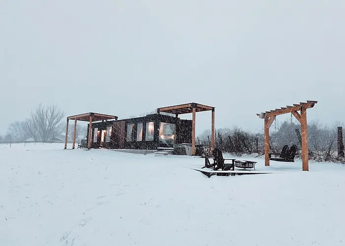 'Scenic Escapes' Romantic Pine Grove Getaway!