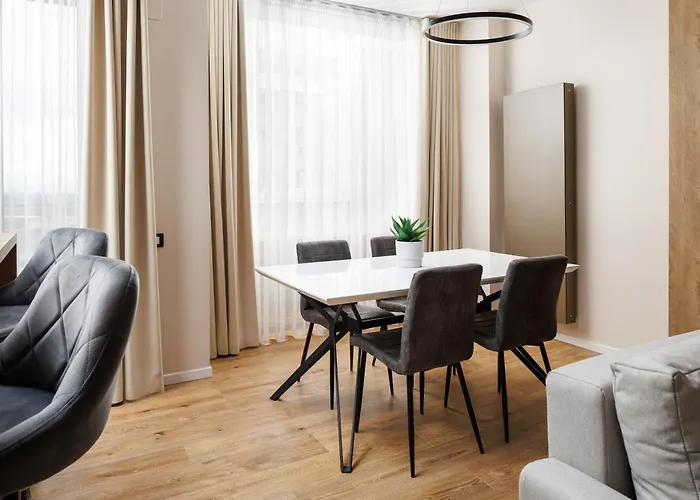 Skylark Central Aparthotel