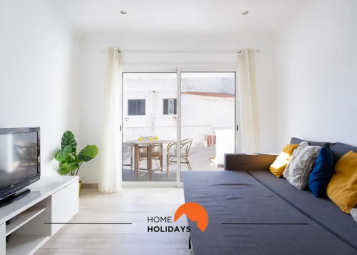 Alojamentos: #089 Largo Da Escola By Home Holidays