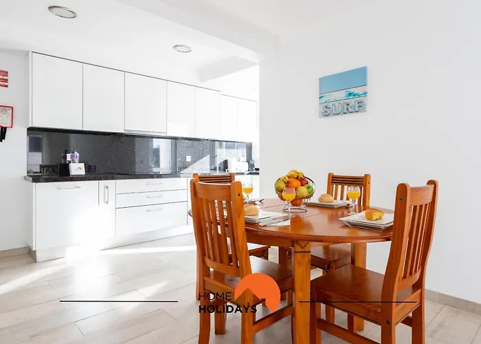 Alojamentos: #089 Largo Da Escola By Home Holidays