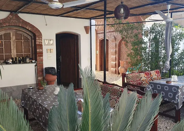 Casa Loko Guest House