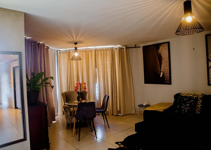 One Bedroom Flat In Wild Olive Apartments