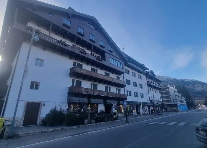 Studio Apartment Ariston In Centro A Cortina