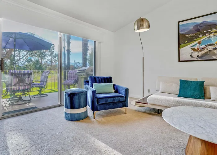 Idyll In The Desert - Immaculate Palm Desert Getaway