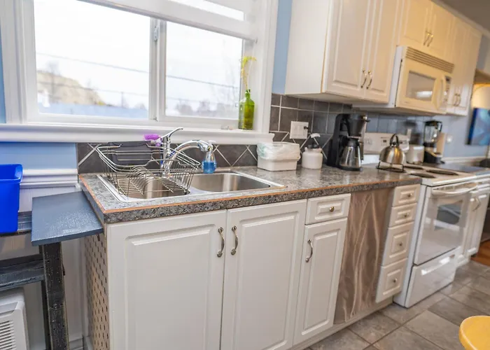 Downtown Whitehorse Apartment In Old Town