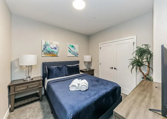 King Bed, Downtown Steps From Bengals & Reds, Minutes To Otr, Tql, Hardrock