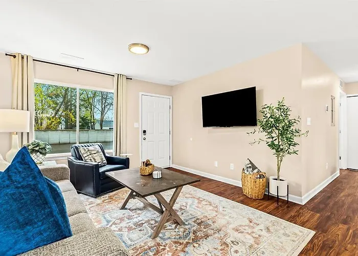 New! Pet-Friendly 1Br In The Heart Of Roseville!