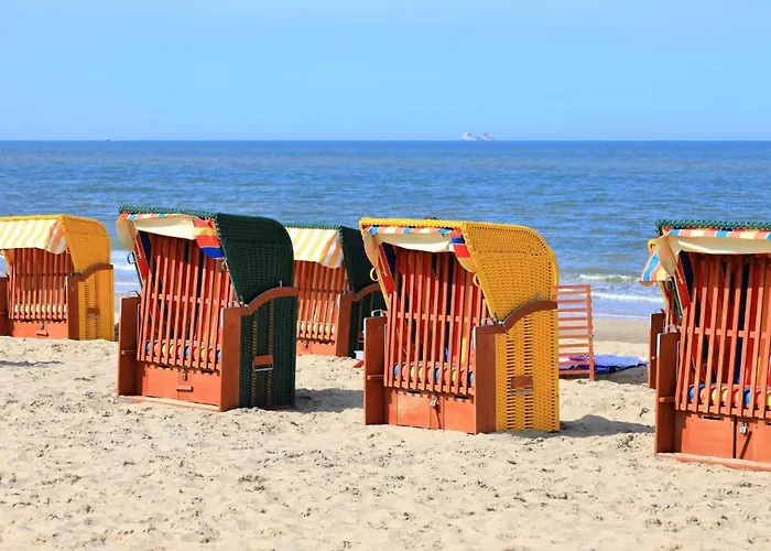 Katwijk Center, 1 Min Away From The Beach!