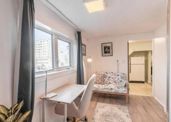 Yellowknife Downtown 50A Avenue Retreat