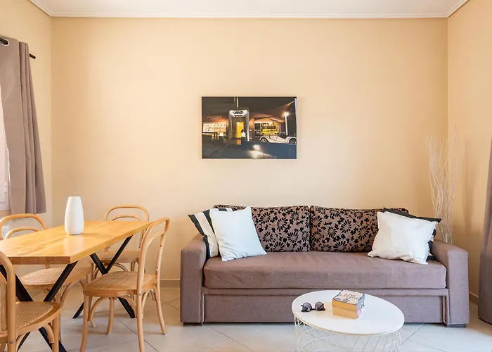 Helianthus Apartments