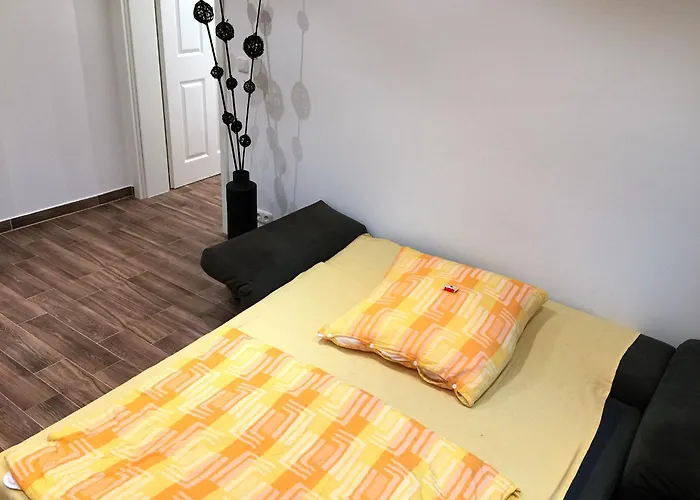 Ferienwohnungen Arp "2D" Mit Terrasse Und Parkplatz