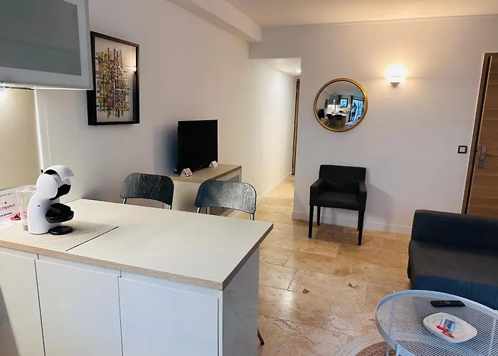 Appartements 3 Etoiles Terrasse Ou Patio Intra-Muros