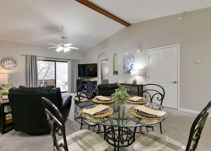 Beautiful Condos At Thousand Hills-Heart Of Branson-Spacious And Affordable