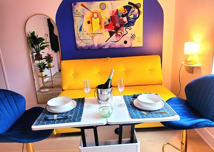 Golden Art Studio