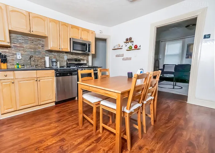 1 Bedroom - Parking - Amazing View Nearby!