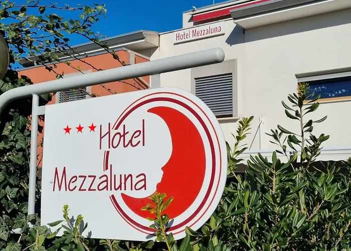 Mezzaluna
