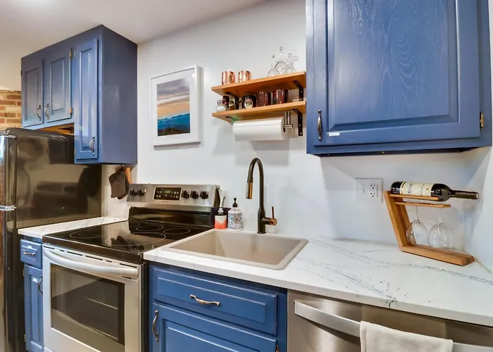 Renovated Studio On 5 Acres - Near Vineyards!