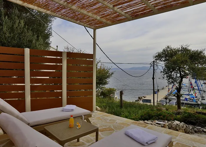 Kassiopi Seafront Elegant Apartments