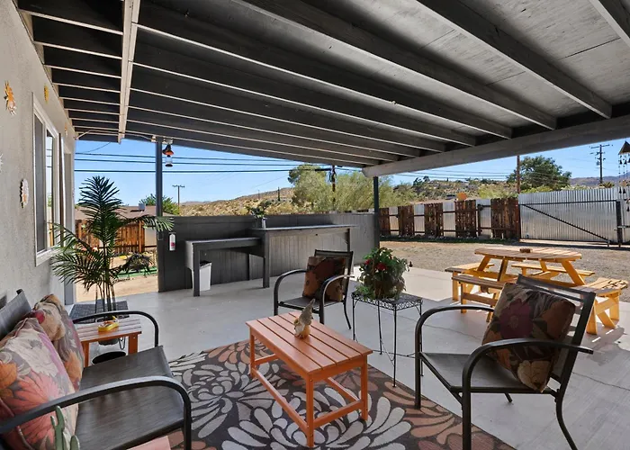 Desert Serenity In Yucca/Joshua Tree W/Ac & Fire Pit
