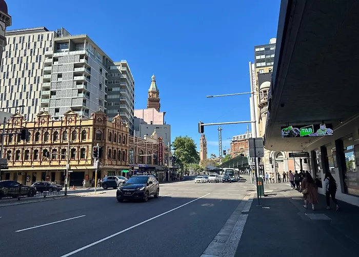 Sydney Riseon