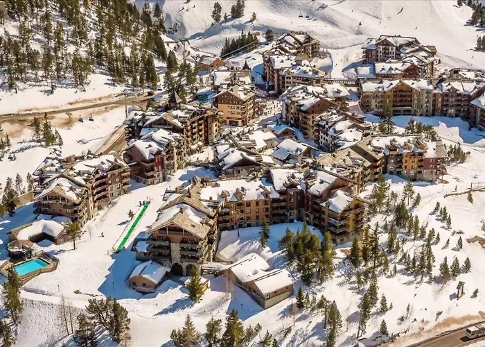 Arc 1950 Ski-In Ski-Out: Mont Blanc Views & Spa Retreat