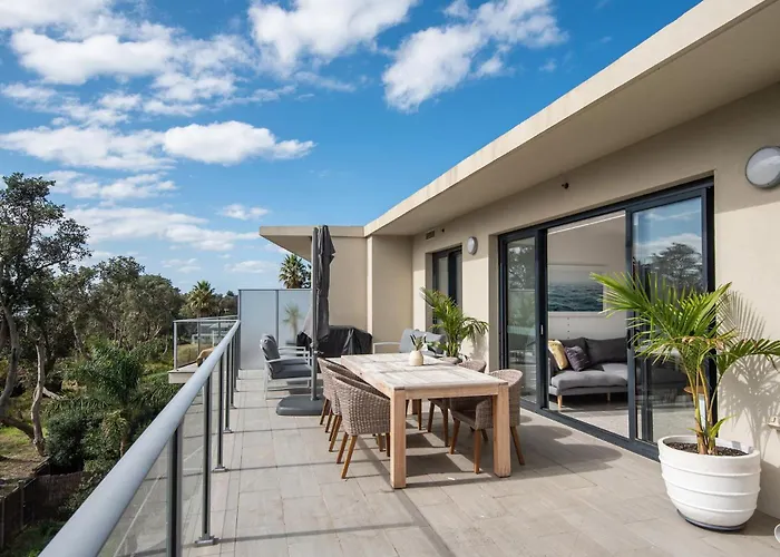 Beachfront Apartment With Lots Of Wow