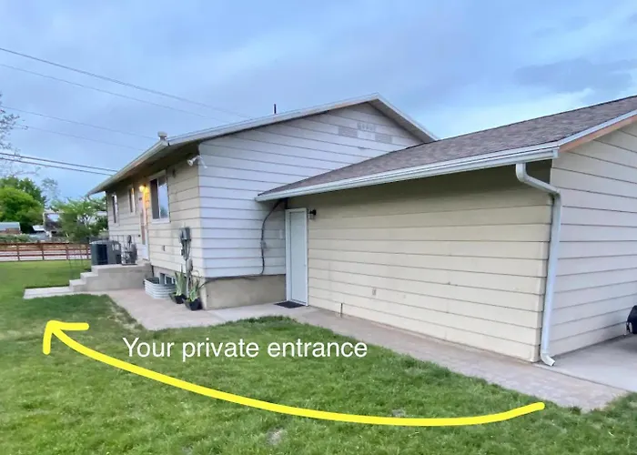 Cozy Getaway Near Slc Airport & Downtown - 1St Floor Apartment