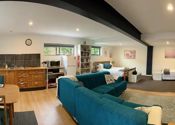 Goldfields Studio Apartment, Beaconsfield - Fully Self-Contained, Air-Conditioning