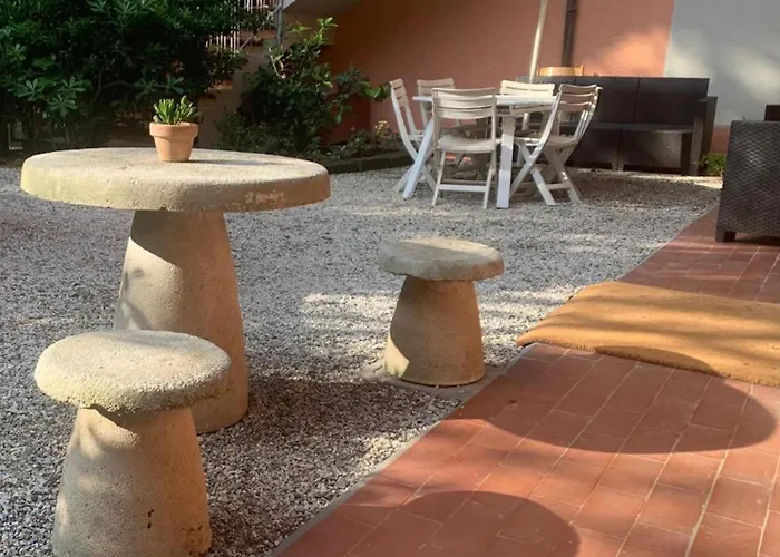 Casa Nel Verde A 300 Mt Dal Mare A Castiglioncello
