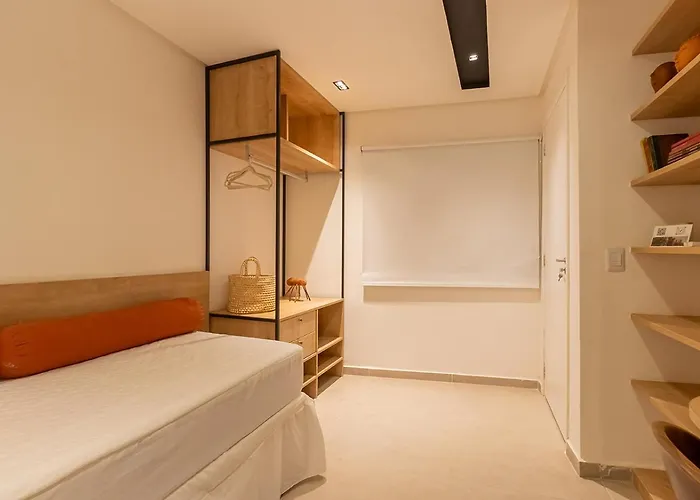 Casas Amparo Manupia