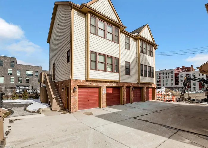 The Lumber Baron'S Mansion: 2 King Suites, 2.5Ba + Gym