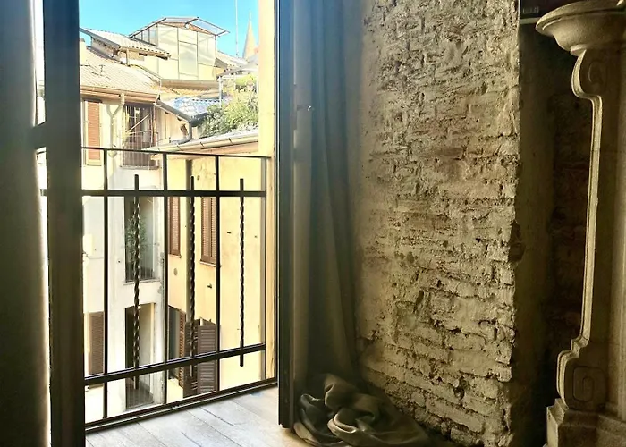 Charming And Design Attic Loft Central Milan In Coolest Area Navigli Ticinese