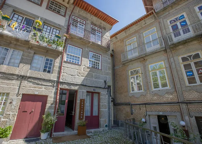 Trovador Guest House