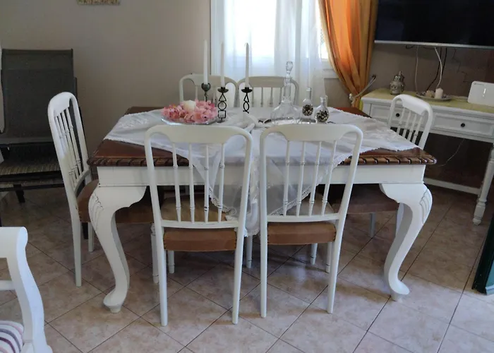 Artemis Superb 2 Bedroom Apartment 700 M Away From The Beach