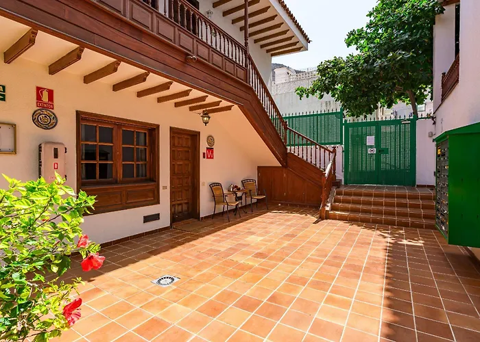 Traditional Canarian Apartment In The Heart Of Los Gigantes
