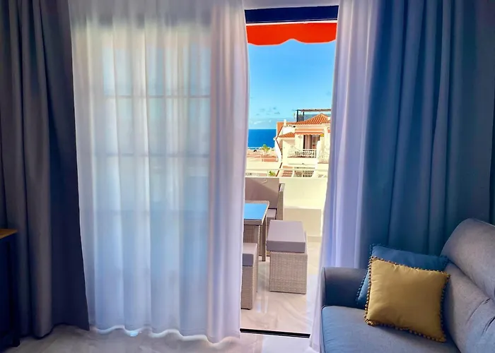 Luxury Diamond - Ocean View, Big Terraces, Air Con, Wifi