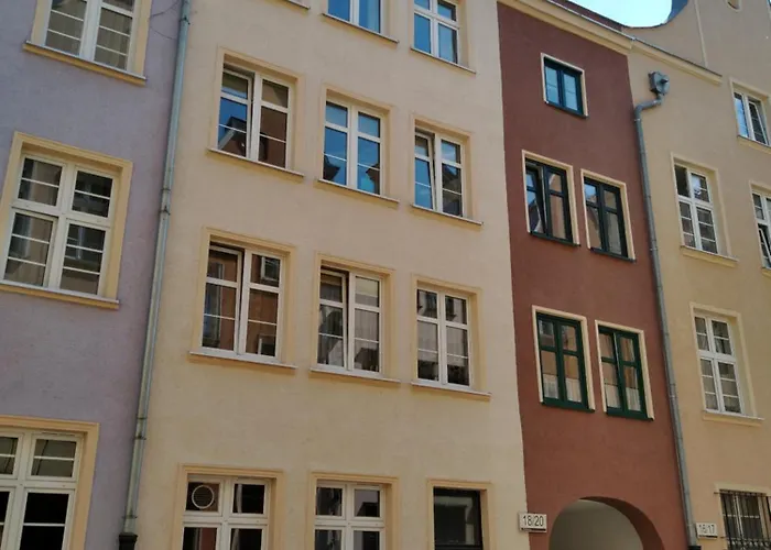 Feel At Home - Old Town