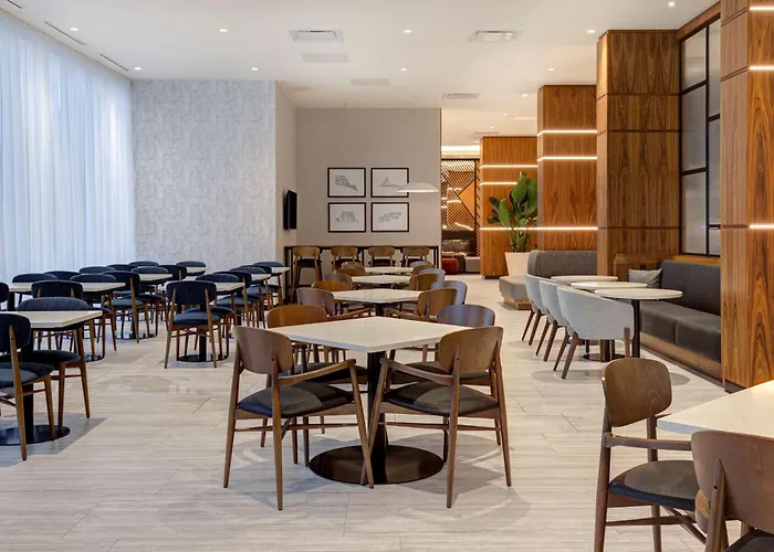 Homewood Suites By Hilton Downtown