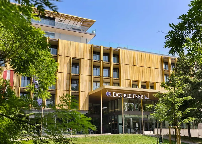 Family Friendly Hotels Doubletree By Hilton Vienna Schonbrunn
