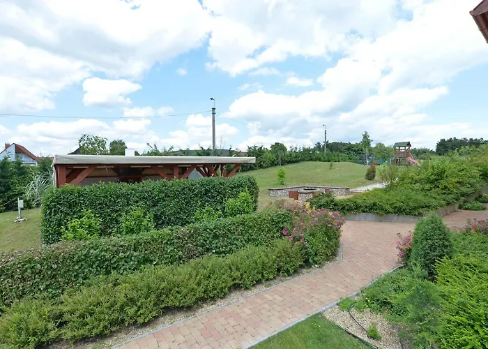 Aranymandula Apartmanok