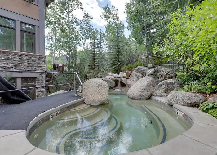 Snowmass Village Retreat Close To Slopes & Trails!