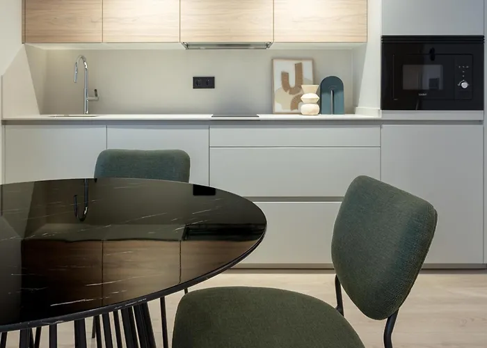 Meraki Suites