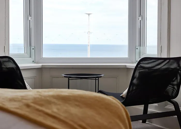 5 Roker Terrace - Seaview Apartments