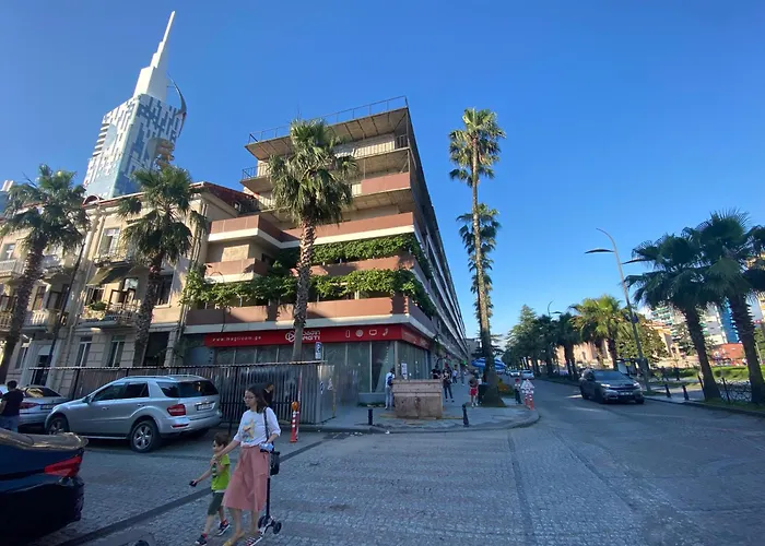 Casa Neptun In Old Batumi