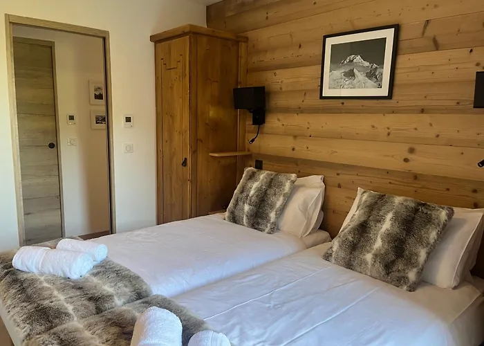 Arc 1950 Ski-In Ski-Out: Mont Blanc Views & Spa Retreat